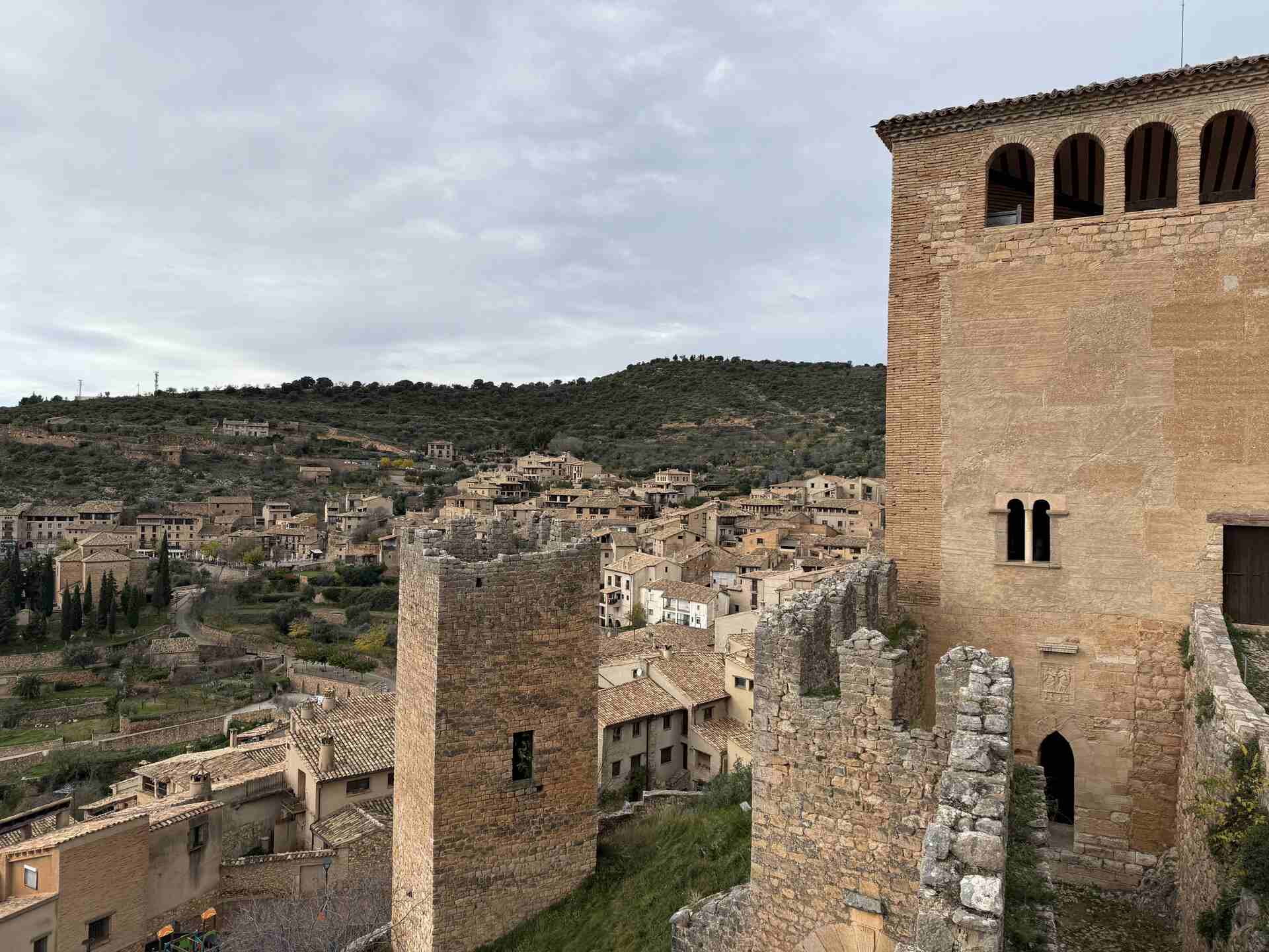 alquezar medieval historia y patrimonio