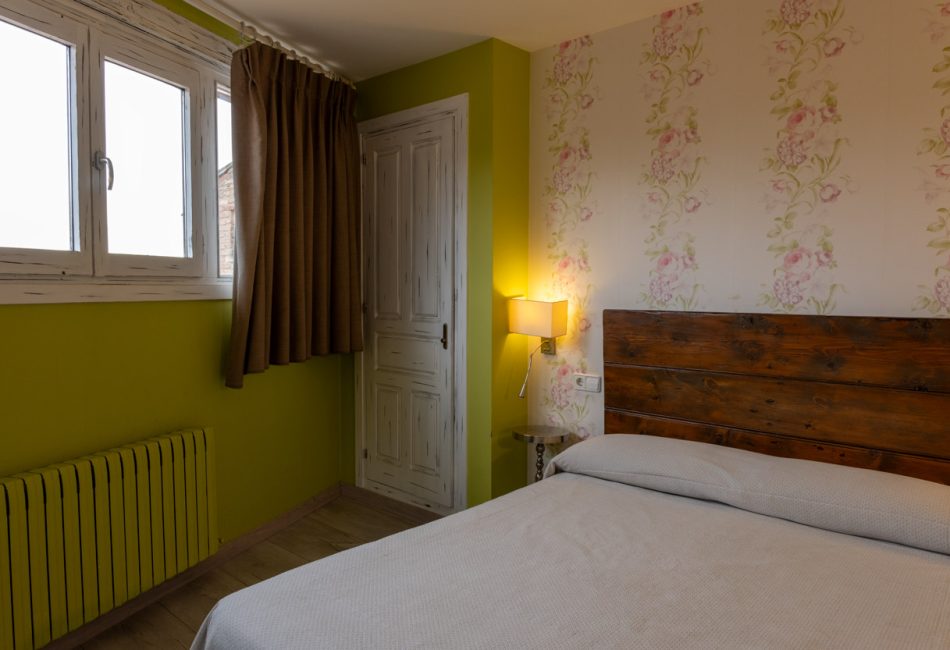 habitacion triple en alquezar