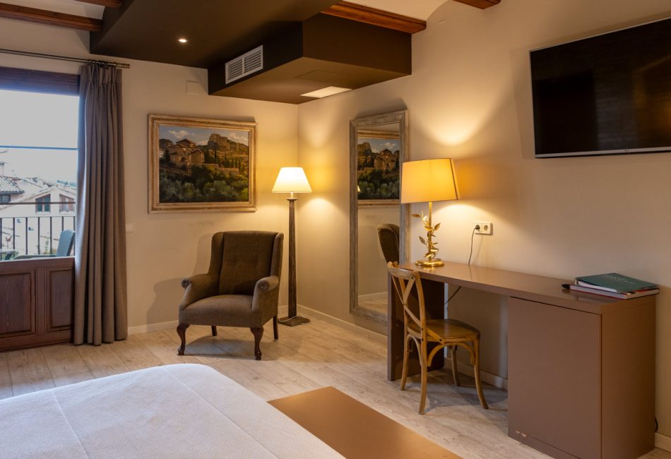 hotel para senderismo guara